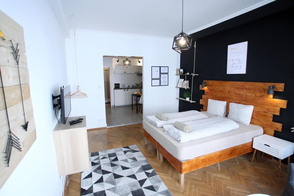 D.Five Inspire Apartment ブダペスト エクステリア 写真